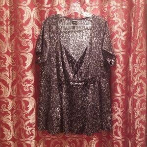 TORRID black/white leopard print babydoll top